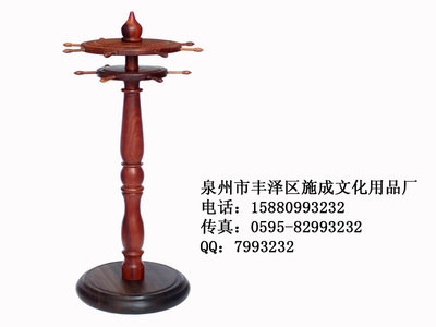 品味文房雅趣 施成文化紅木塔形筆掛，傳統工藝與現代個性的融合